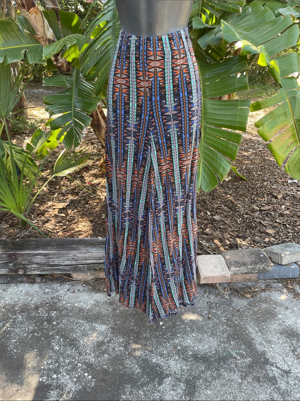 abstract print striped stretch, wide leg pants